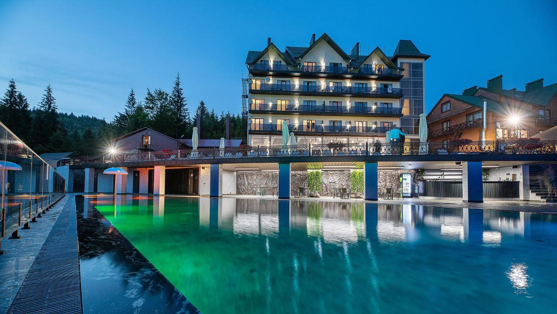Hotel Podgorie Spa Bukovel Ngoại thất bức ảnh