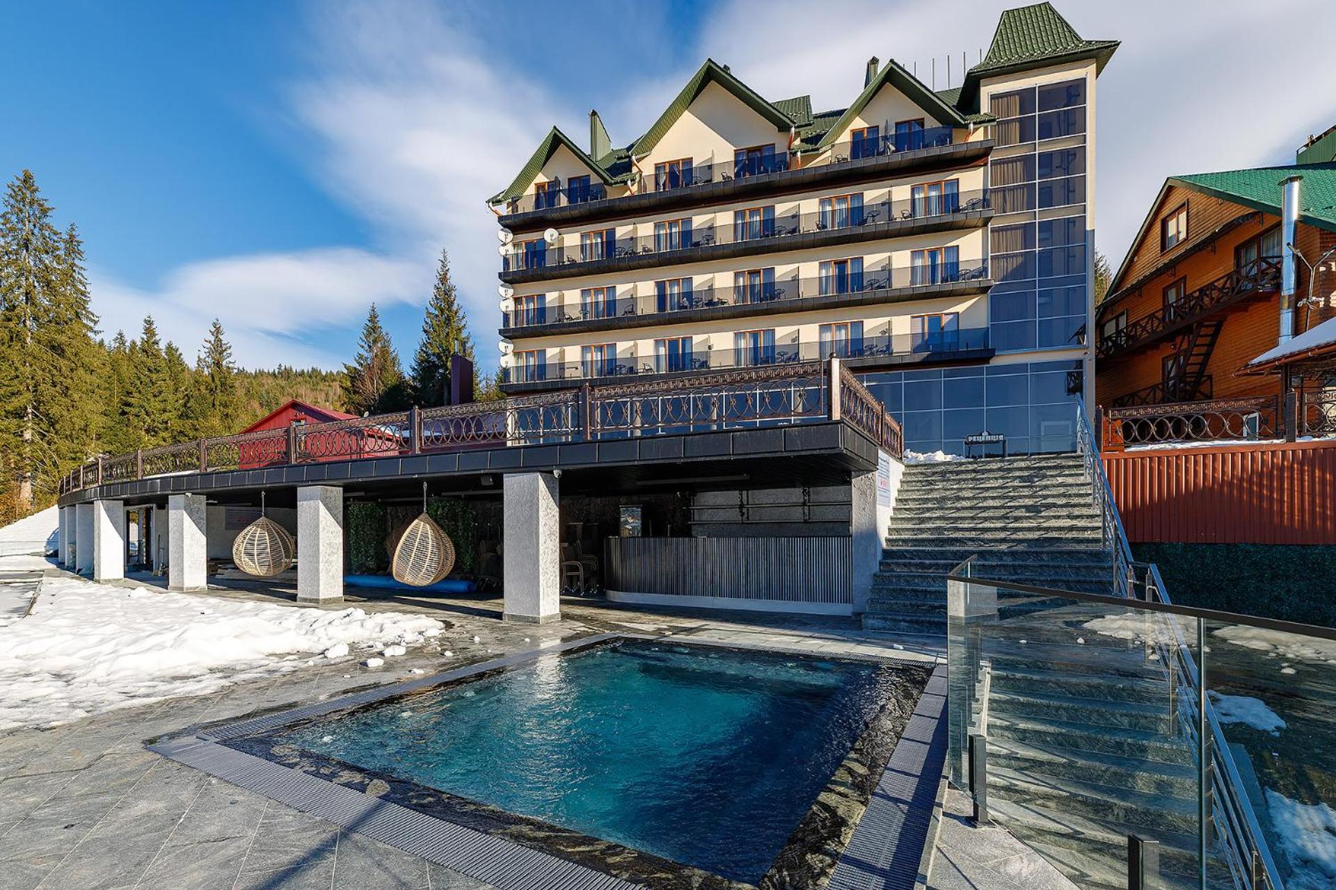 Hotel Podgorie Spa Bukovel Ngoại thất bức ảnh