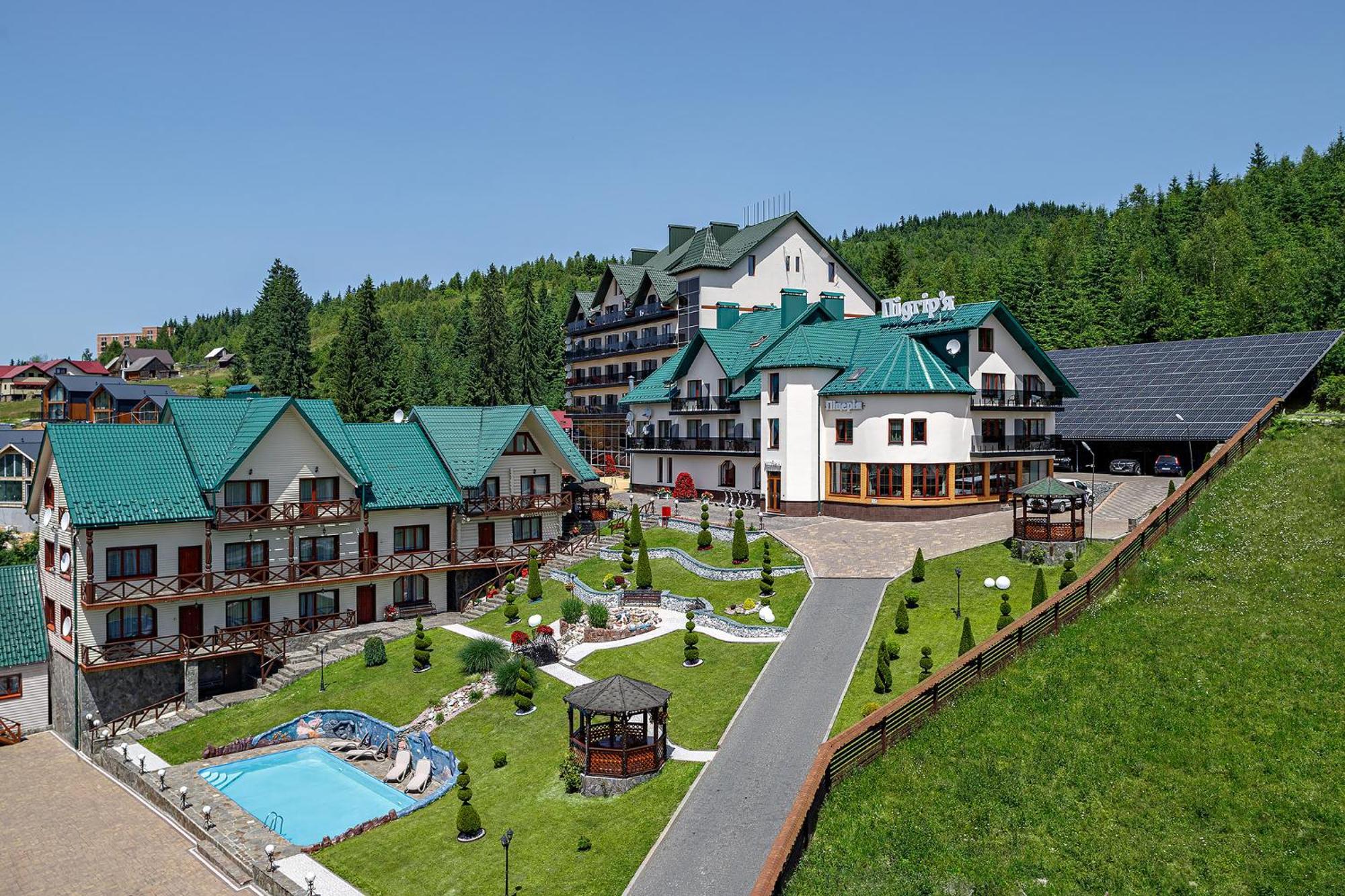 Hotel Podgorie Spa Bukovel Ngoại thất bức ảnh